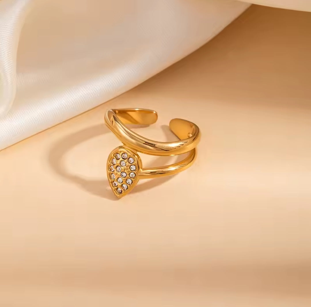 Anillo de gota en circonia