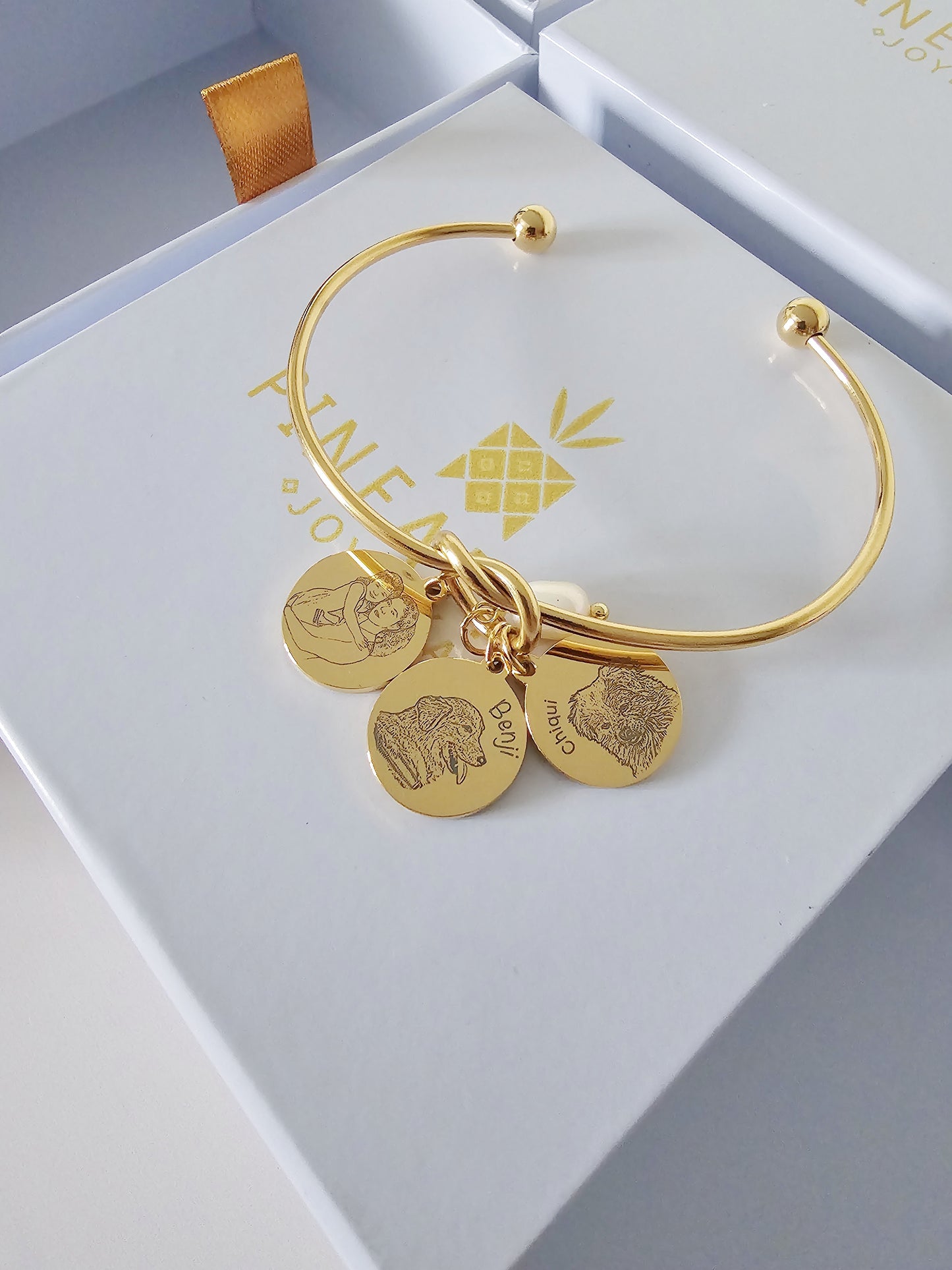 Tesoros - retrato y texto