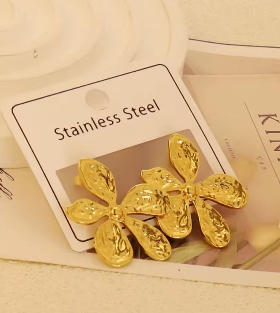 Aretes de flor