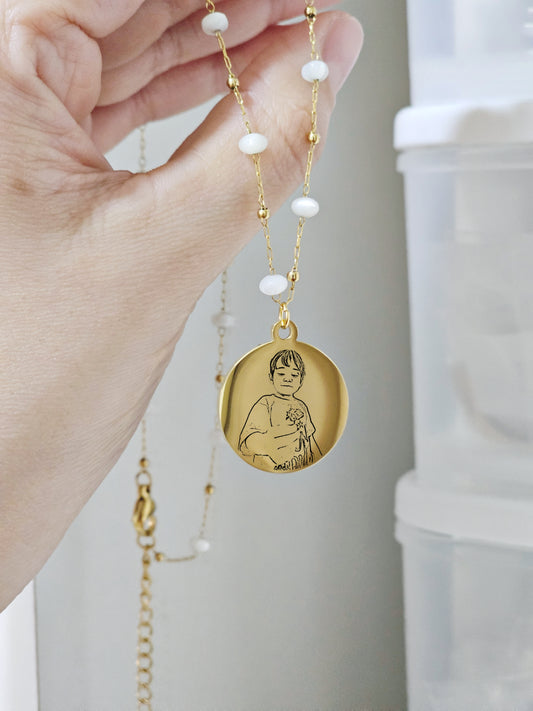 Collar de perlas nacar para retrato