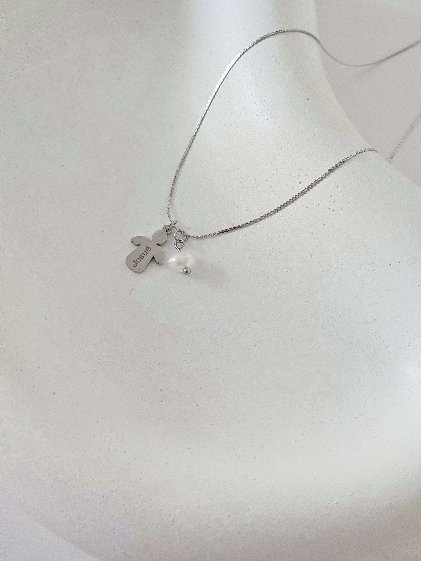 Mi angel necklace