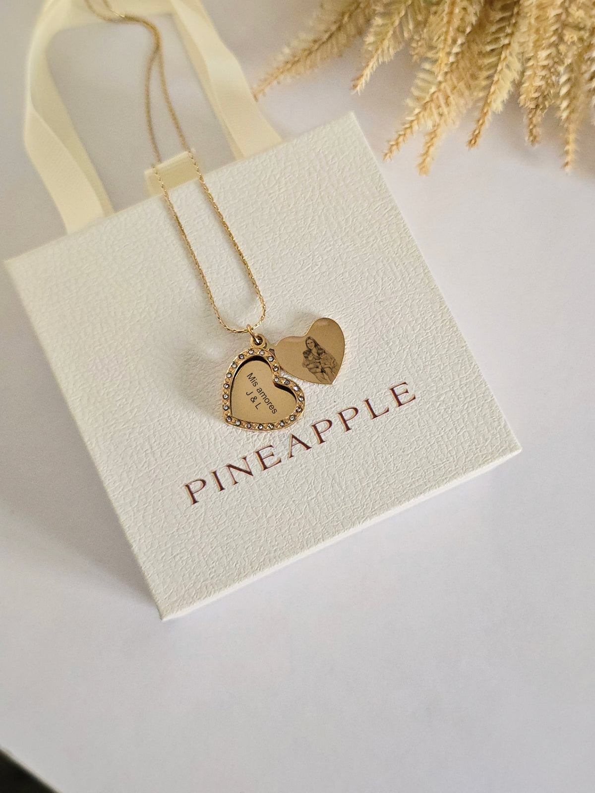 Mi corazón necklace